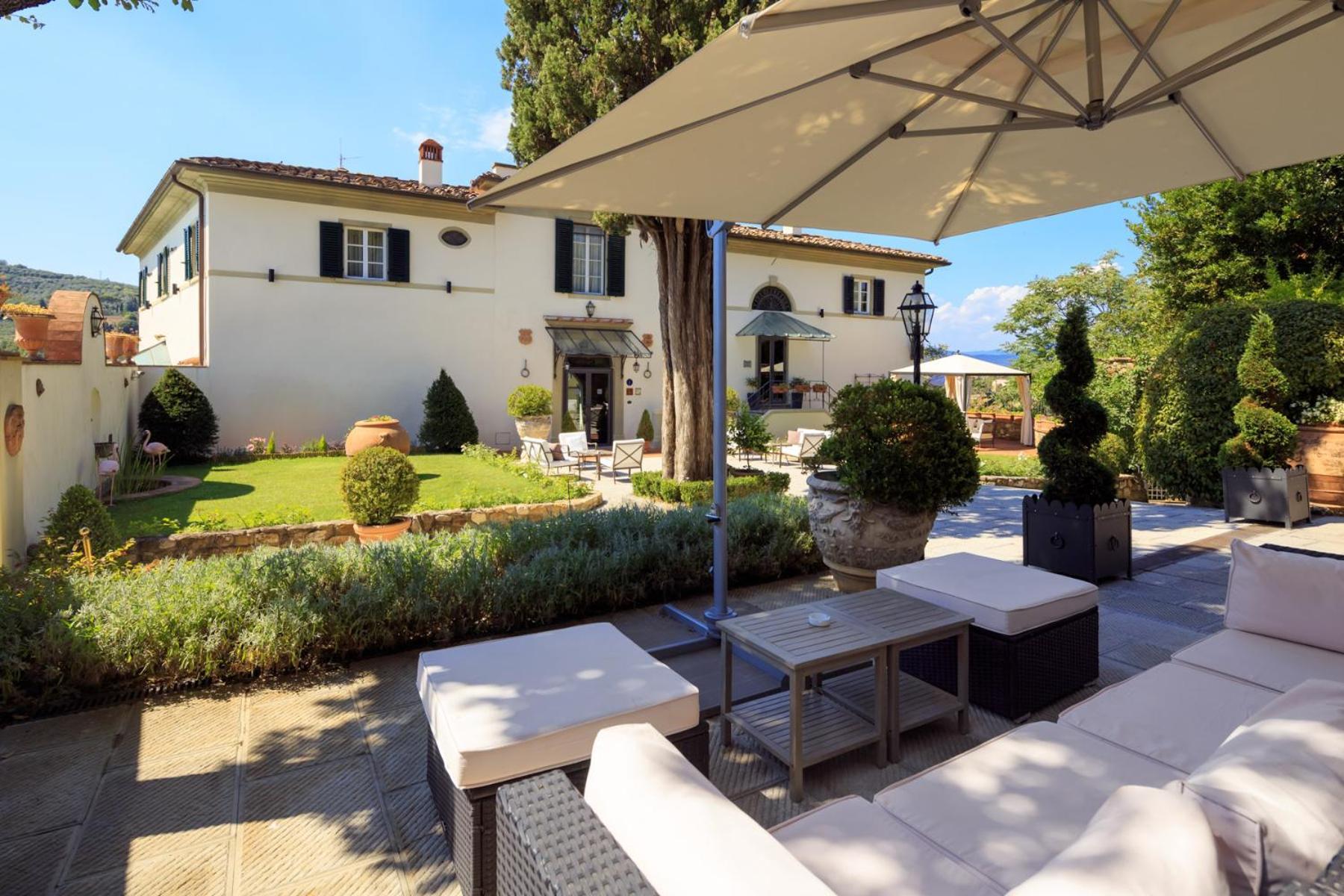 Villa Il Sasso - Dimora D'Epoca 바뇨아리폴리 외부 사진